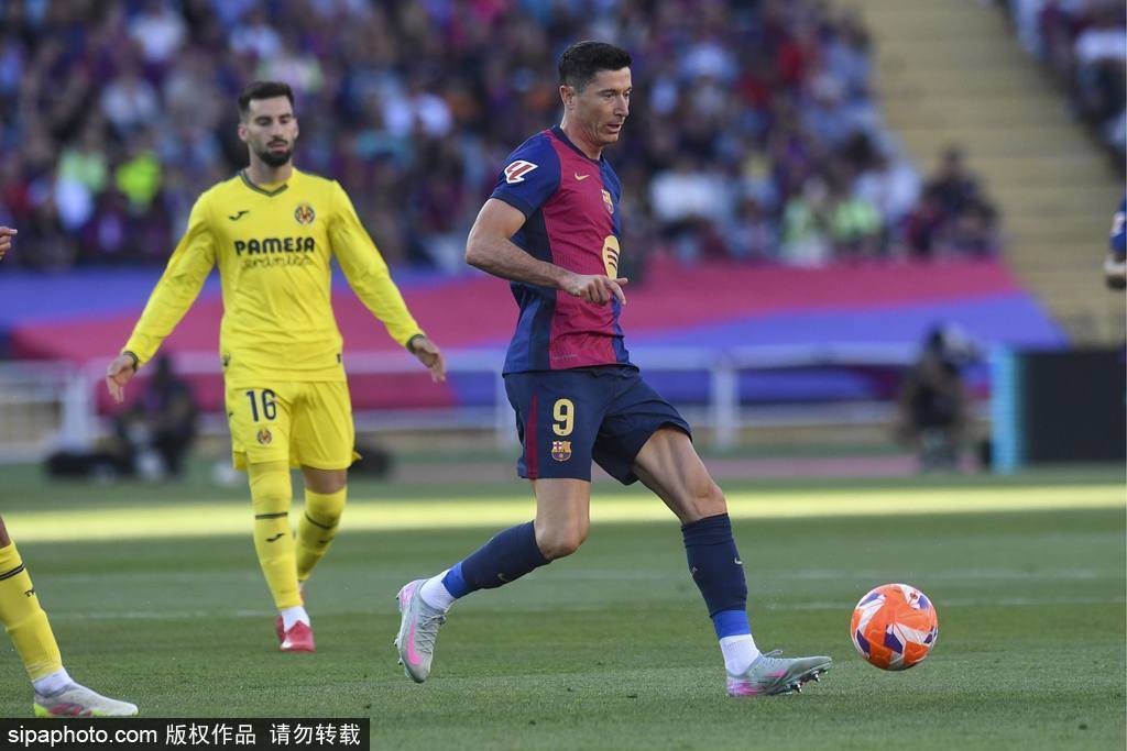 弗里克巴萨元年即封神！三冠王+四杀皇马，诺坎普的红色风暴回来了！